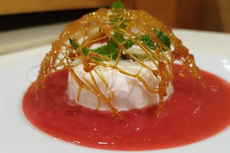 Charter Yacht HOUBARA - Sunreef 82 DD - 3 Cabins - Cannes - Monaco - St Tropez - French Riviera