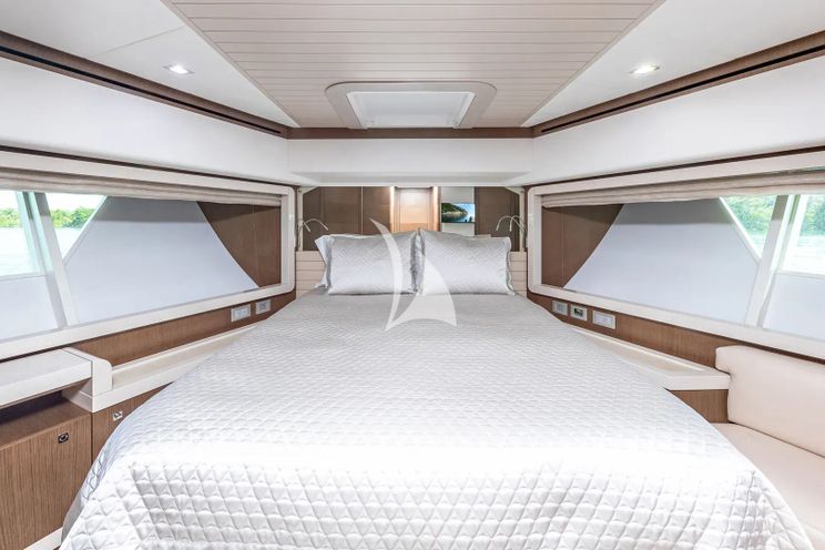 Charter Yacht HOYA SAXA - Ferretti 850 - 4 Cabins - Nassau - Exumas - Eleuthera - Bahamas