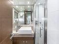 HOYA SAXA Ferretti 850 - VIP cabin 2 bathroom HOYA SAXA Ferretti 850 - VIP cabin 2 bathroom