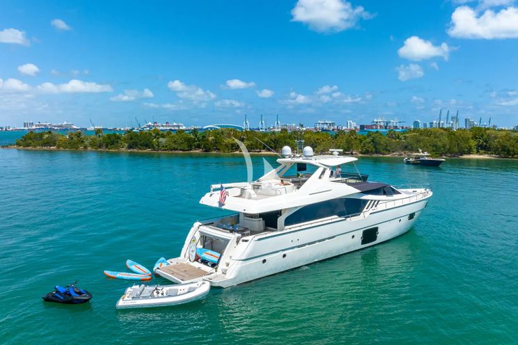 Charter Yacht HOYA SAXA - Ferretti 850 - 4 Cabins - Nassau - Exumas - Eleuthera - Bahamas