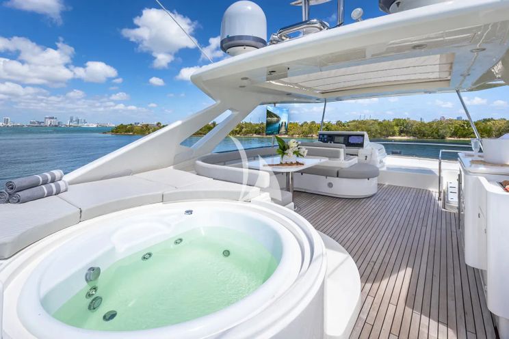 Charter Yacht HOYA SAXA - Ferretti 850 - 4 Cabins - Nassau - Exumas - Eleuthera - Bahamas