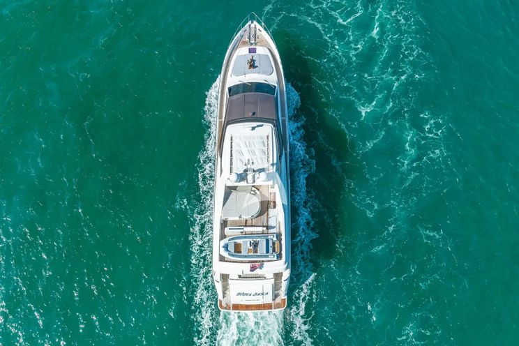 Charter Yacht HOYA SAXA - Ferretti 850 - 4 Cabins - Nassau - Exumas - Eleuthera - Bahamas