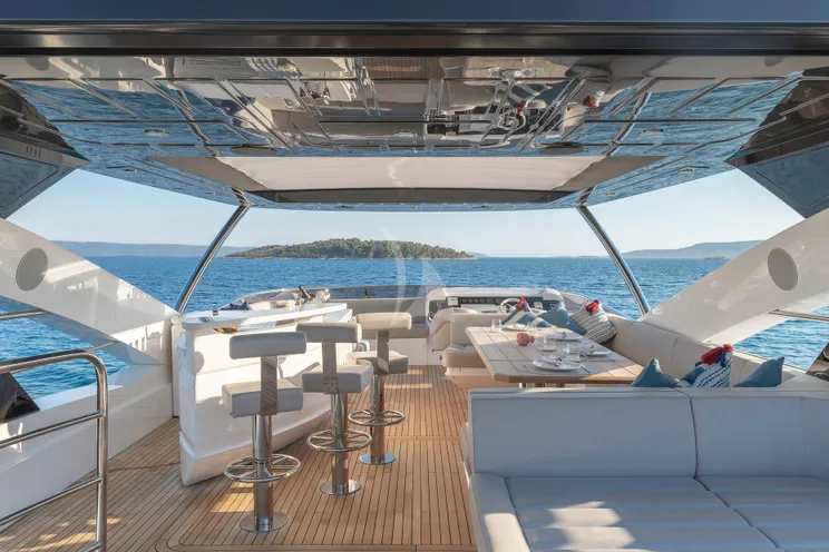 Charter Yacht HUNKY DORY OF LONDON - Sunseeker 86 - 4 Cabins - Split - Hvar - Dubrovnik