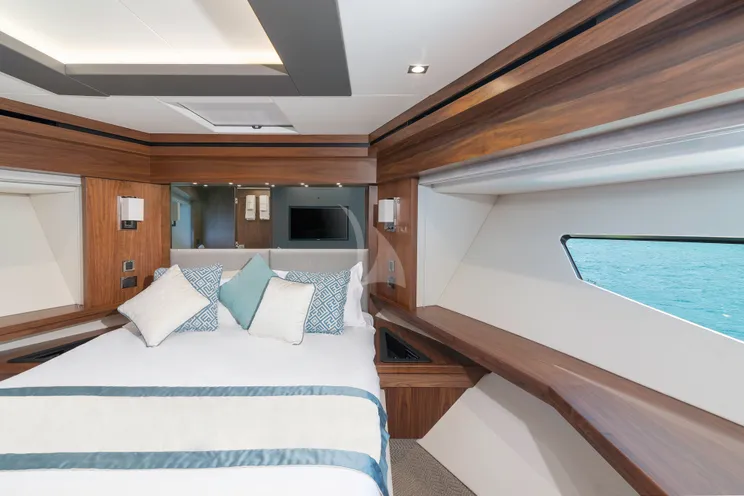 Charter Yacht HUNKY DORY OF LONDON - Sunseeker 86 - 4 Cabins - Split - Hvar - Dubrovnik - Croatia