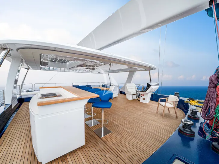 HU LYSSE Sunreef 80 Sail Eco - flybridge HU LYSSE Sunreef 80 Sail Eco - flybridge