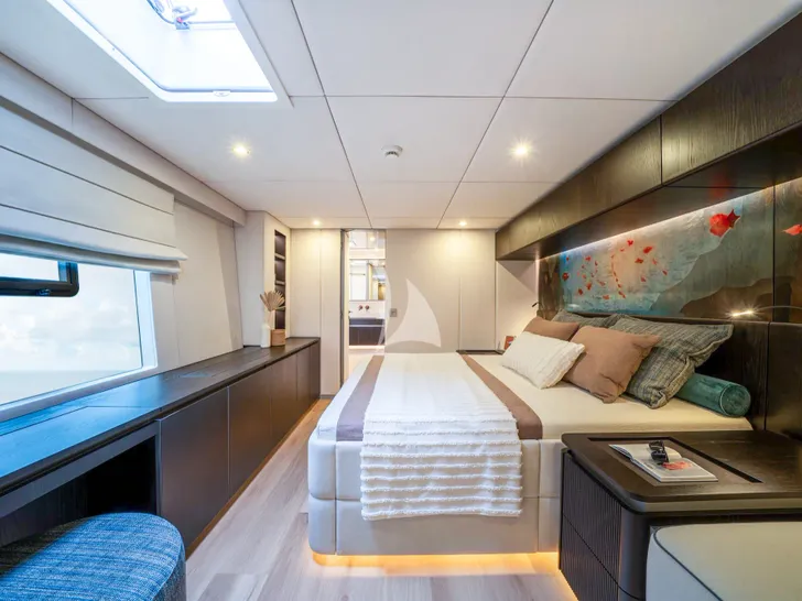 HU LYSSE Sunreef 80 Sail Eco - master cabin bed HU LYSSE Sunreef 80 Sail Eco - master cabin bed