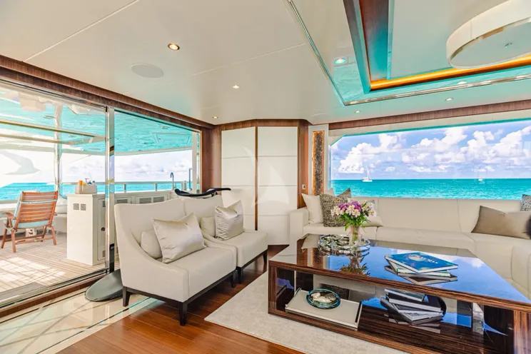 Charter Yacht ISLAND COWBOY - Ocean Alexander 37L - 5 Cabins - Nassau - Exumas - Staniel Cay - Bahamas