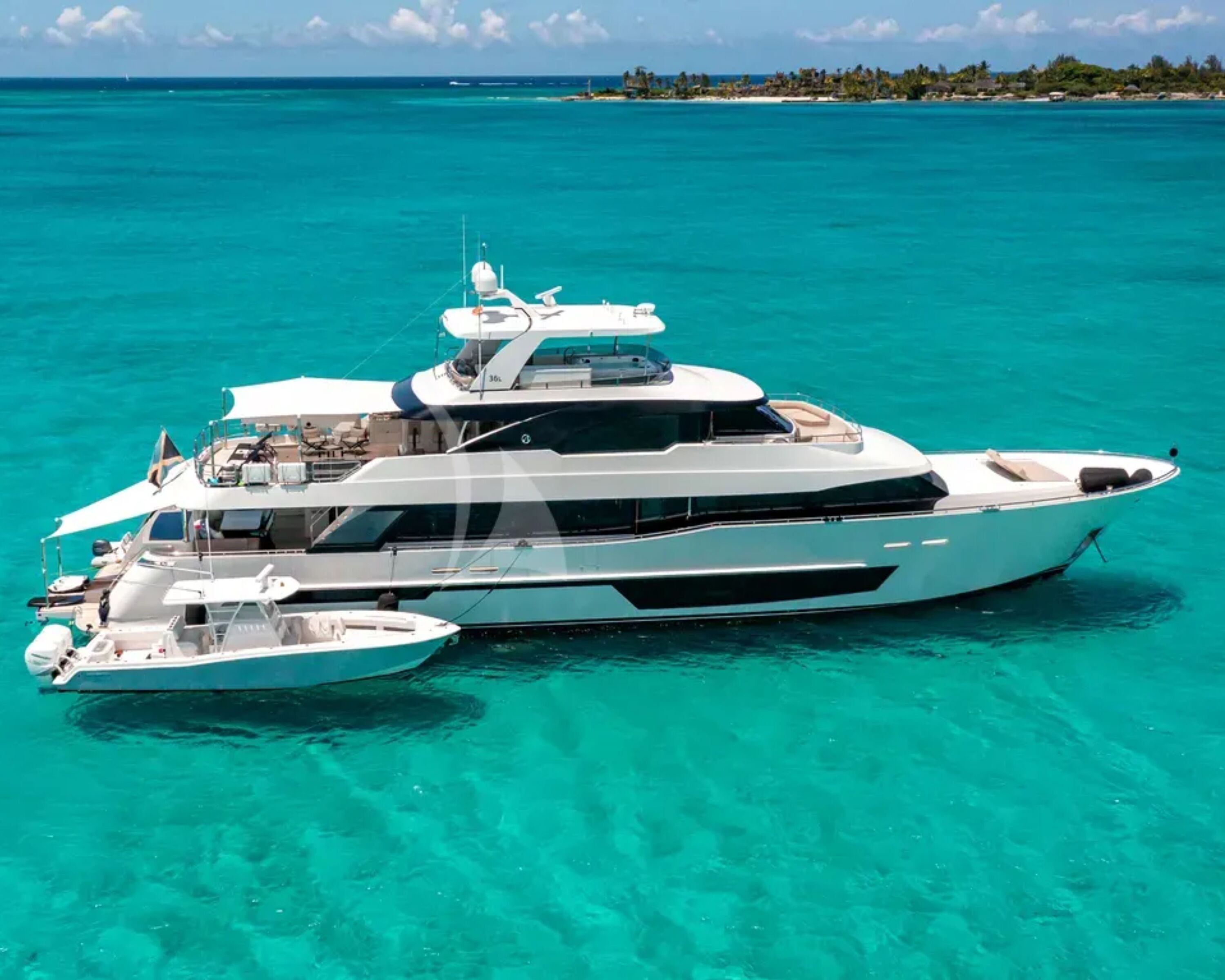 ISLAND COWBOY - Ocean Alexander 37L - 5 Cabins - Nassau - Exumas - Staniel Cay - Bahamas