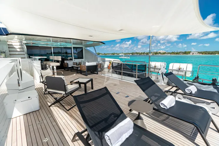 Charter Yacht ISLAND COWBOY - Ocean Alexander 37L - 5 Cabins - Nassau - Exumas - Staniel Cay - Bahamas