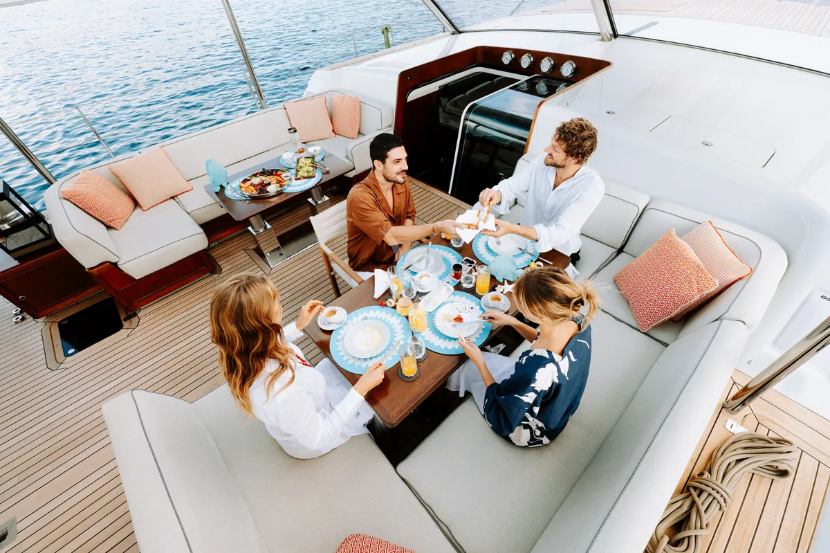 Charter Yacht IL MIO CANTO LIBERO - Nautor's Swan 105 - 4 Cabins - Moorea - Tahiti - French Polynesia