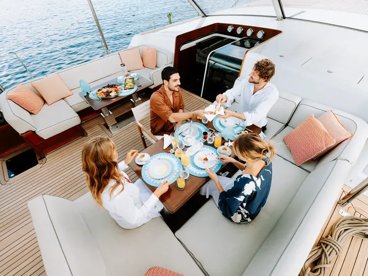 IL MIO CANTO LIBERO Nautor's Swan 105 - alfresco dining IL MIO CANTO LIBERO Nautor's Swan 105 - alfresco dining