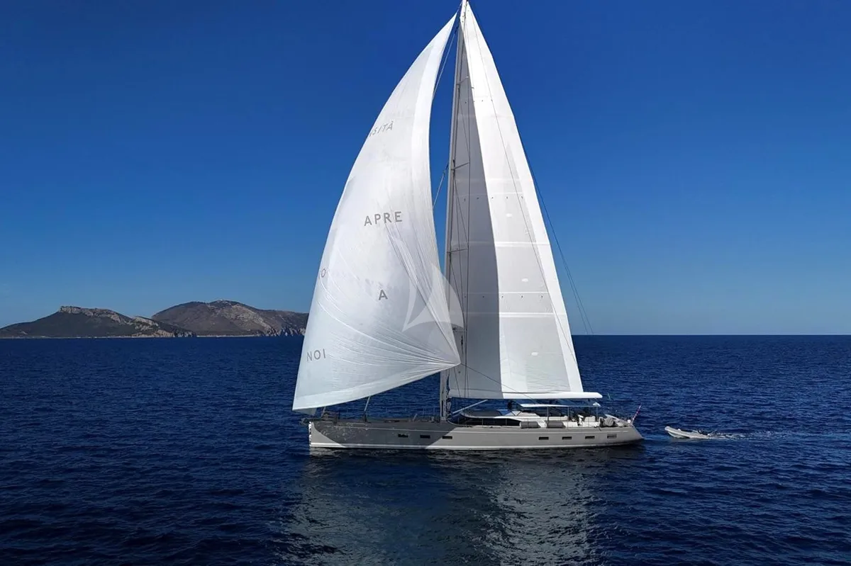 Charter Yacht IL MIO CANTO LIBERO - Nautor's Swan 105 - 4 Cabins - Moorea - Tahiti - French Polynesia