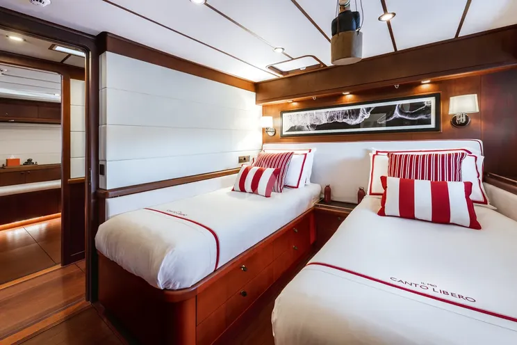 Charter Yacht IL MIO CANTO LIBERO - Nautor's Swan 105 - 4 Cabins - Moorea - Tahiti - French Polynesia