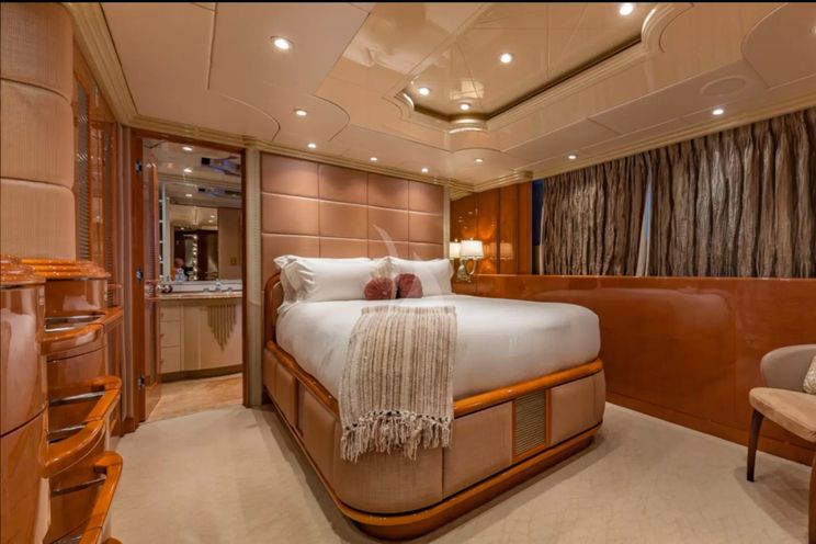 Charter Yacht I LOVE THIS BOAT - Christensen 145 - 5 Cabins - Nassau - Exumas - Bahamas