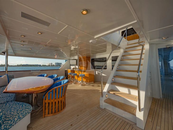 I LOVE THIS BOAT Christensen 145 - main aft deck I LOVE THIS BOAT Christensen 145 - main aft deck