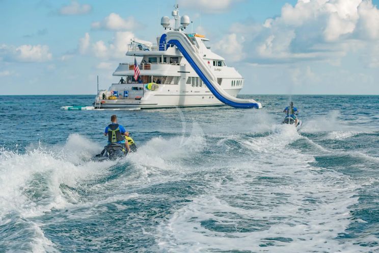 Charter Yacht I LOVE THIS BOAT - Christensen 145 - 5 Cabins - Nassau - Exumas - Bahamas