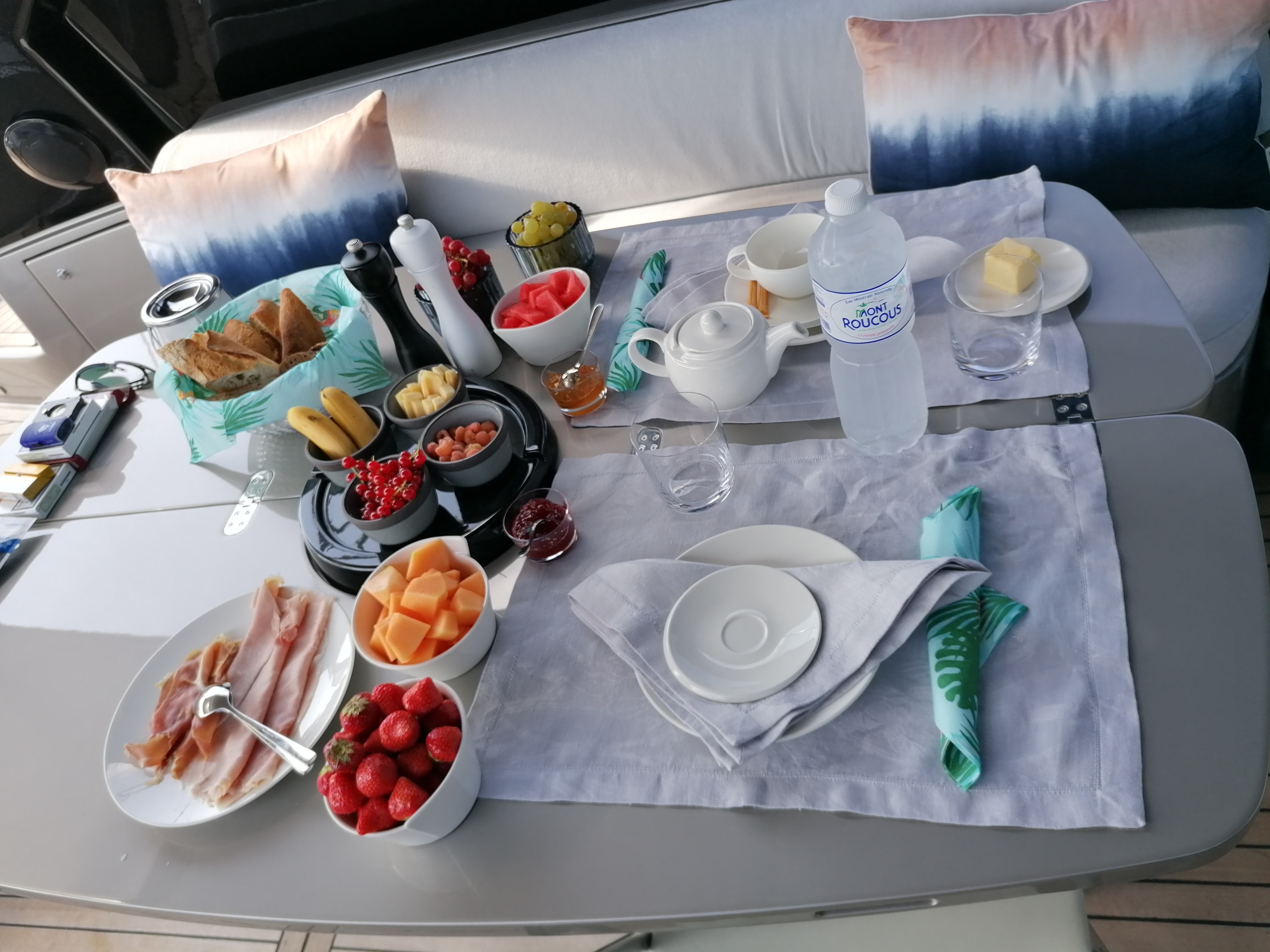 JACK III Riva 63 Vertigo - breakfast