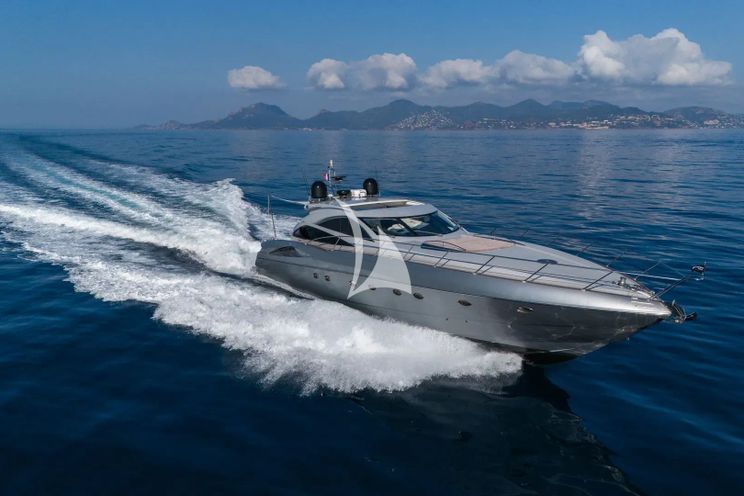 Charter Yacht IMPERIUM - Sunseeker Predator 68 - 2 Cabins - Cannes - Nice - Antibes - St Tropez - French Riviera - Monaco