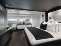 IMPULSIVE Mondomarine 40m - master cabin bed IMPULSIVE Mondomarine 40m - master cabin bed