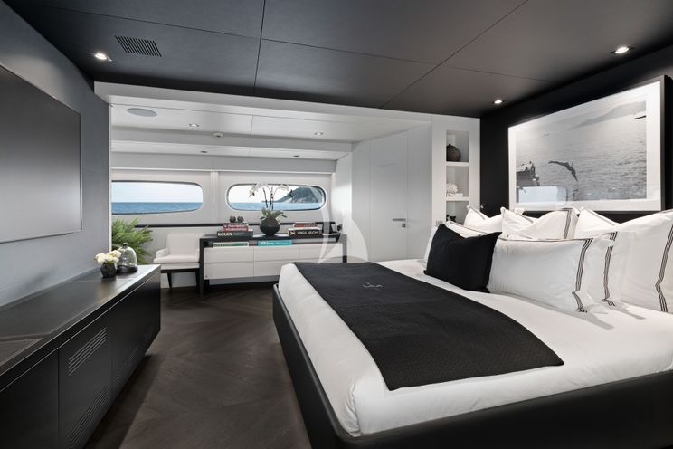 Charter Yacht IMPULSIVE - Mondomarine 40m - 5 Cabins - Sydney - Whitsunday Islands - Australia