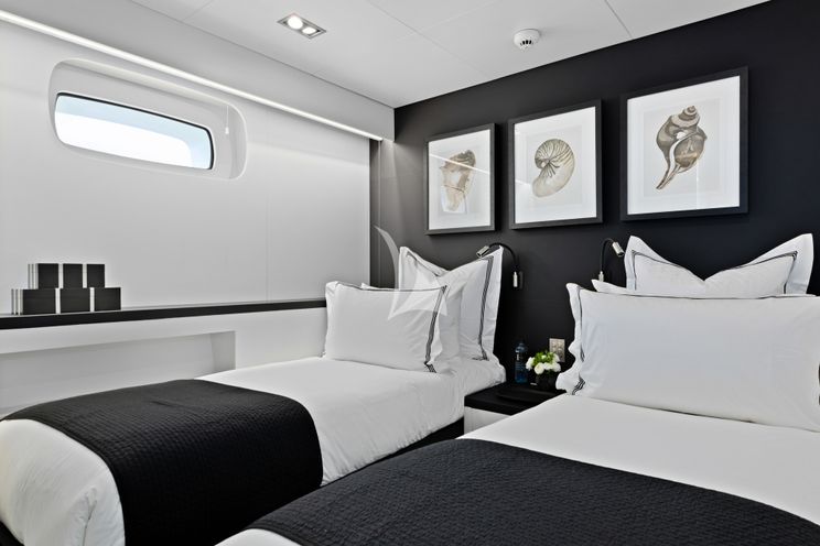 Charter Yacht IMPULSIVE - Mondomarine 40m - 5 Cabins - Sydney - Whitsunday Islands - Australia
