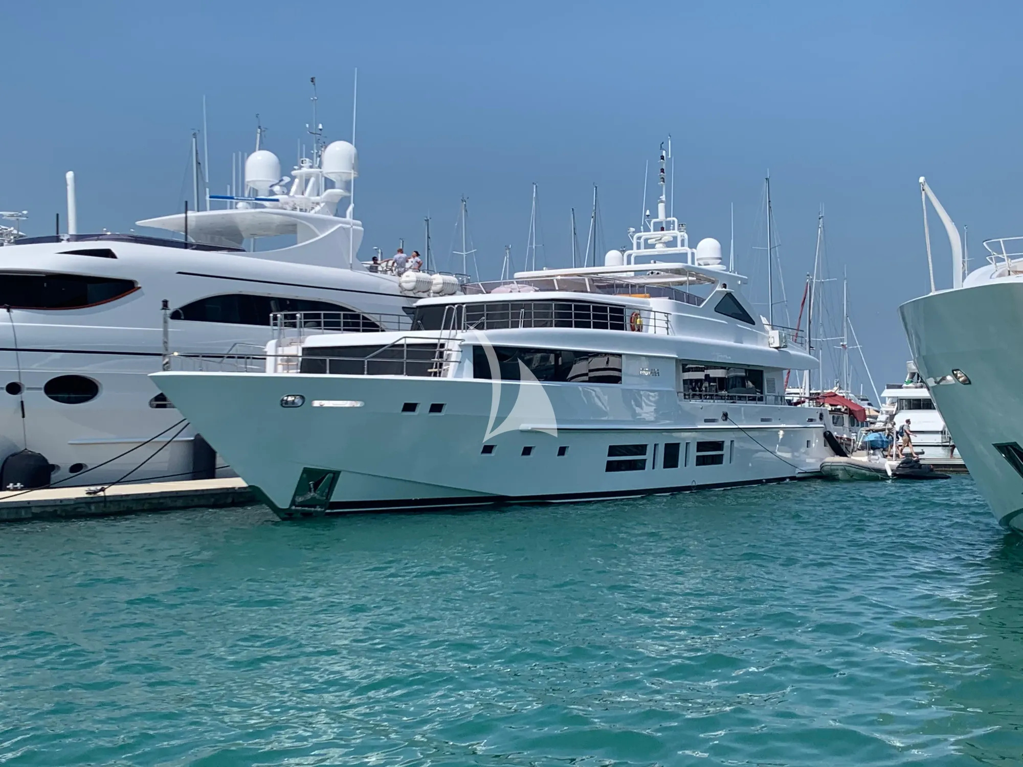 Charter Yacht INDIANA - Bilgin 127 - 4 Cabins - Phang Nga Bay - Phuket - Phi Phi Islands - Similan Islands - Thailand