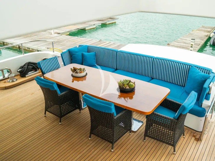 INDIANA Bilgin 127 - main aft deck alfresco dining area INDIANA Bilgin 127 - main aft deck alfresco dining area
