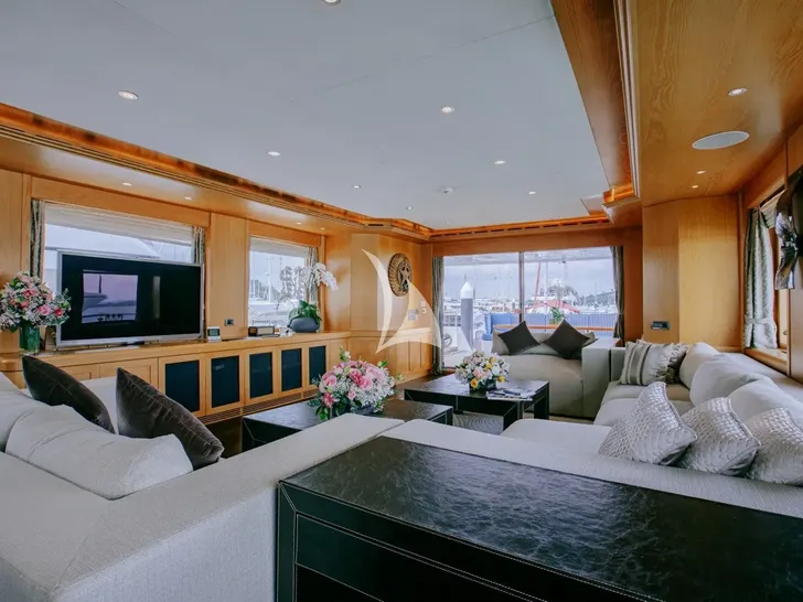 INDIANA Bilgin 127 - saloon INDIANA Bilgin 127 - saloon