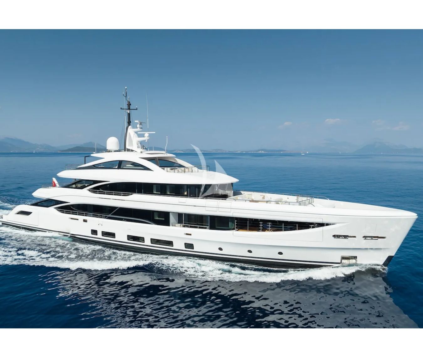 Charter Yacht INDIGO - Benetti B.Now 50 - 5 Cabins - Cannes - Monaco - St Tropez - Nice - Antibes - The French Riviera
