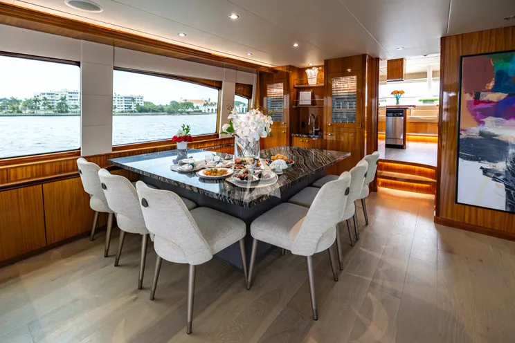 Charter Yacht INDY - Hatteras 85 - 4 Cabins - Newport - Martha’s Vineyard - Nantucket - New England