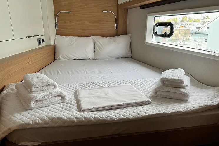 Charter Yacht INFINITY - Bali 4.2 - 4 Cabins - Athens - Mykonos - Paros - Cyclades - Greece