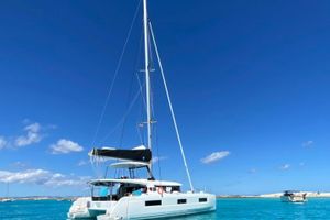 INNPRO - Lagoon 46 - 4 Cabins - Palma - Mallorca - Balearics - Spain INNPRO - Lagoon 46 - 4 Cabins - Palma - Mallorca - Balearics - Spain