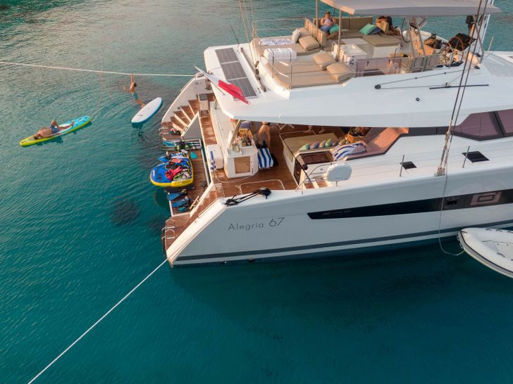 INSPIRANTE Fountaine Pajot 67 Main Salon Lounge Details INSPIRANTE Fountaine Pajot 67 Main Salon Lounge Details