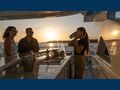 INTRIGUE Jade yacht 28m flybridge minibar