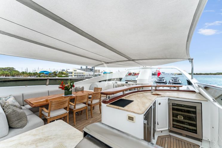 Charter Yacht INVICTUS - Palmer Johnson 123 - 4 Cabins - Nassau - Exumas - Bahamas