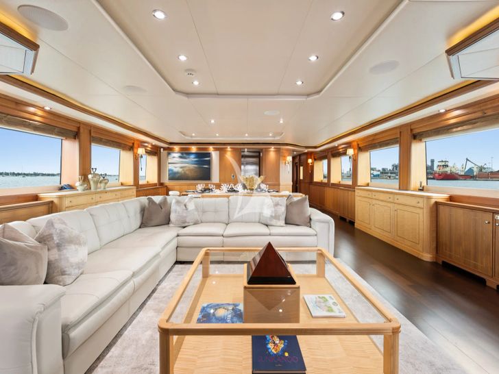 INVICTUS Palmer Johnson 123 - main saloon lounge INVICTUS Palmer Johnson 123 - main saloon lounge