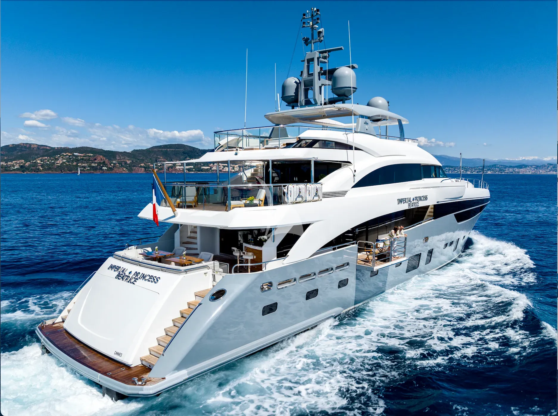 IMPERIAL PRINCESS BEATRICE Princess 131 - aft shot cruising