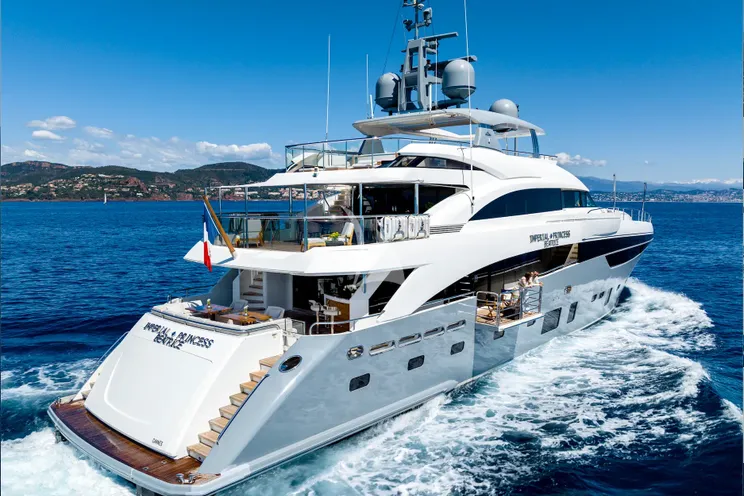 Charter Yacht IMPERIAL PRINCESS BEATRICE - Princess 40 - 5 Cabins - Cannes - St Tropez - Nice - Antibes - Monaco - French Riviera