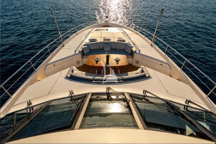 Charter Yacht IMPERIAL PRINCESS BEATRICE - Princess 40 - 5 Cabins - Cannes - St Tropez - Nice - Antibes - Monaco - French Riviera
