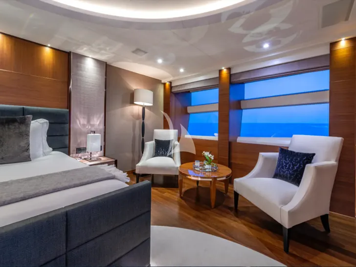 IMPERIAL PRINCESS BEATRICE Princess 131 - master cabin lounge IMPERIAL PRINCESS BEATRICE Princess 131 - master cabin lounge