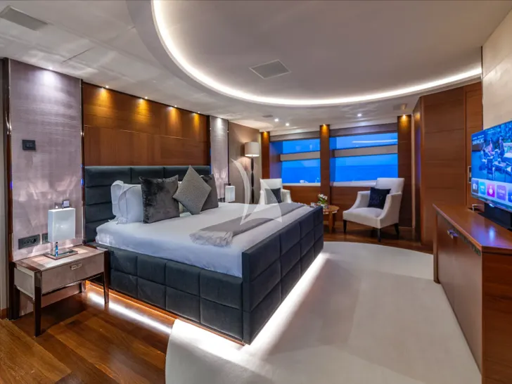 IMPERIAL PRINCESS BEATRICE Princess 131 - master cabin IMPERIAL PRINCESS BEATRICE Princess 131 - master cabin