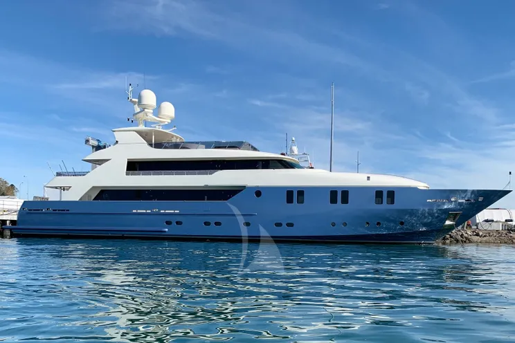 Charter Yacht IRAMA - Concept Marine 41m - 6 Cabins - Cannes - Monaco - St Tropez