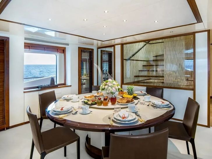 IRAVATI Oceanco 42m - main dining area IRAVATI Oceanco 42m - main dining area