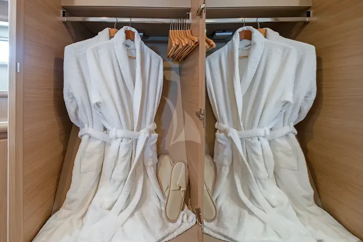 Charter Yacht IRENE - Ferretti 21m - 4 Cabins - Athens - Paros - Mykonos - Cyclades - Greece