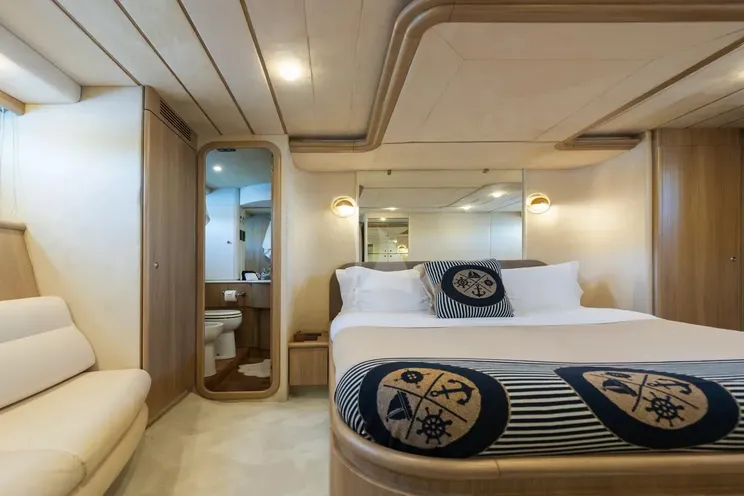 Charter Yacht IRENE - Ferretti 21m - 4 Cabins - Athens - Paros - Mykonos - Cyclades - Greece