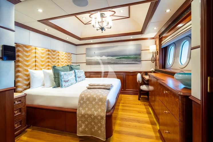 Charter Yacht IRON BLONDE - Trinity 197 - 7 Cabins - Phuket - Phang Nga Bay - Similan Islands - Phi Phi Islands - Andaman Sea - Thailand