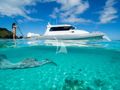 IRON BLONDE Trinity Yacht 60m - paddleboarding IRON BLONDE Trinity Yacht 60m - paddleboarding