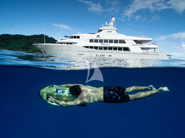 IRON BLONDE Trinity Yacht 60m - seabobbing IRON BLONDE Trinity Yacht 60m - seabobbing