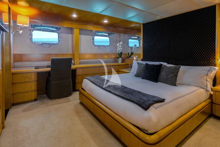 Charter Yacht ISLAND HEIRESS - Cheoy Lee 145 - 6 Cabins - Nassau - Exumas - Bahamas
