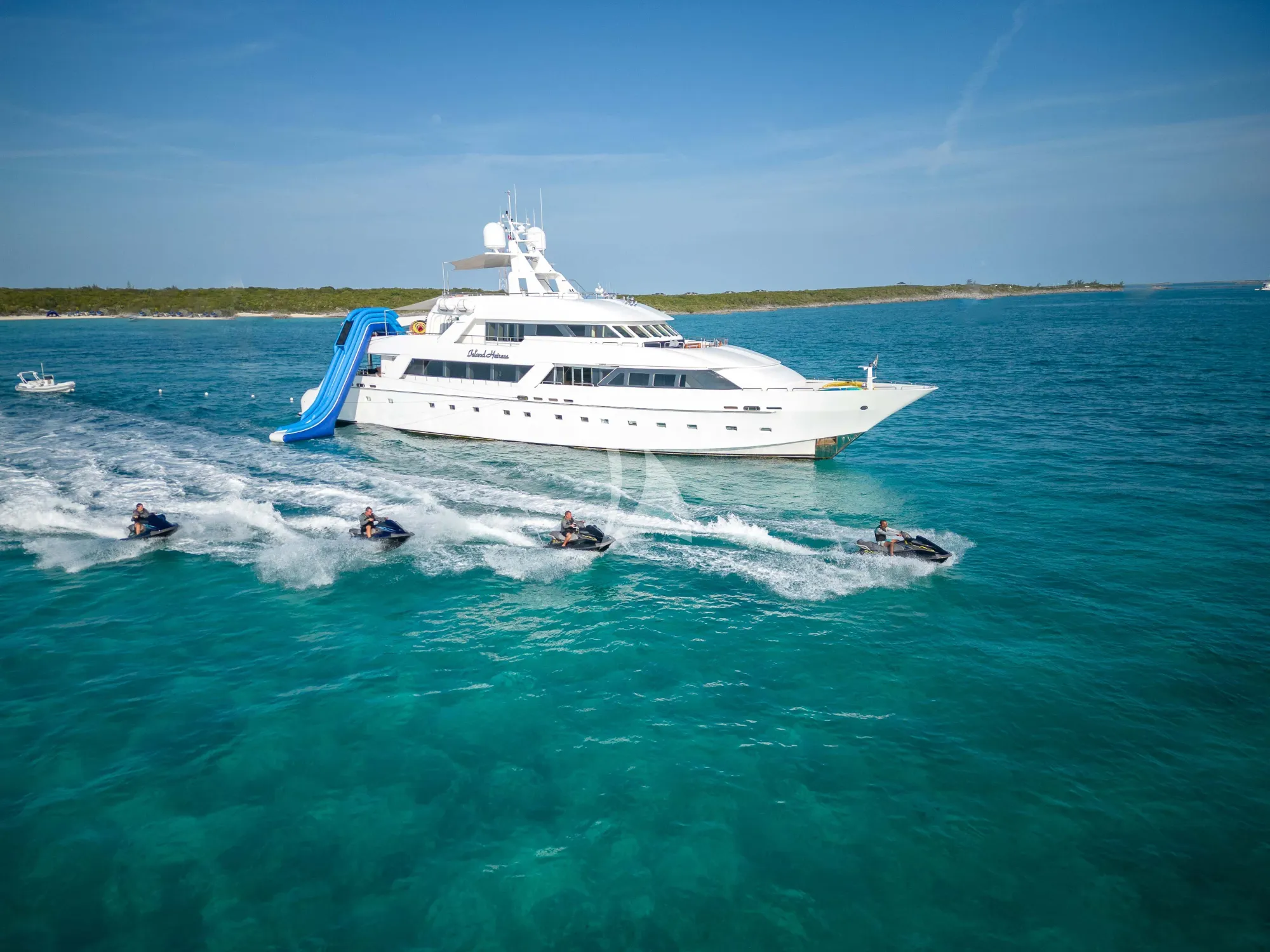 ISLAND HEIRESS Cheoy Lee 145 - profile